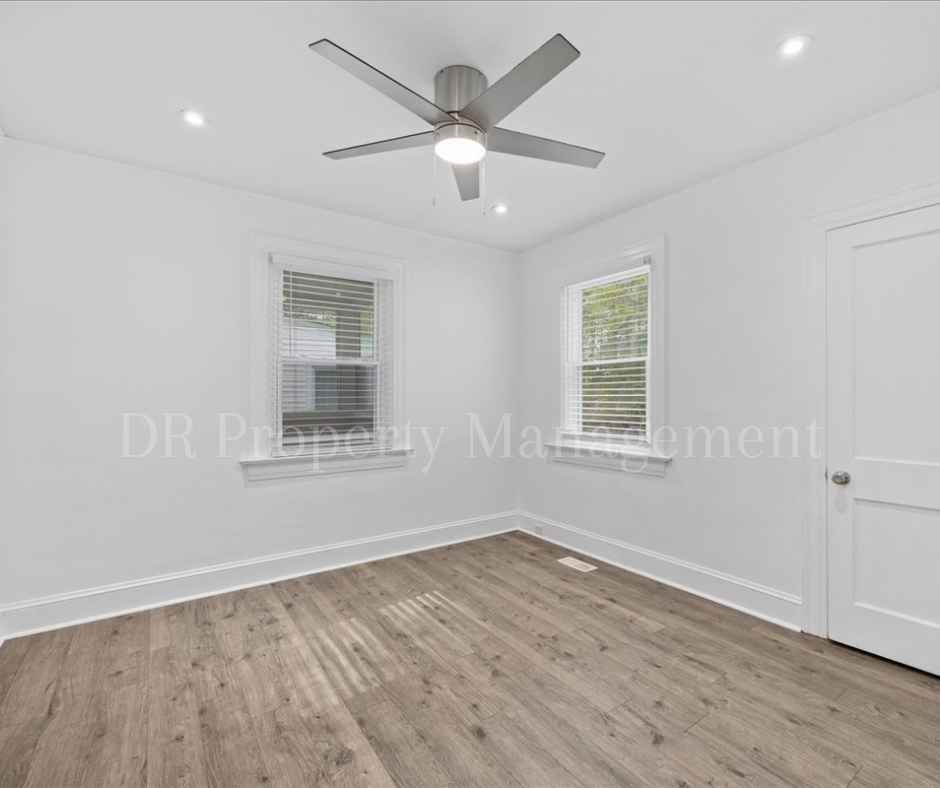 319 Forest Hill Ave - Photo 7 of 14