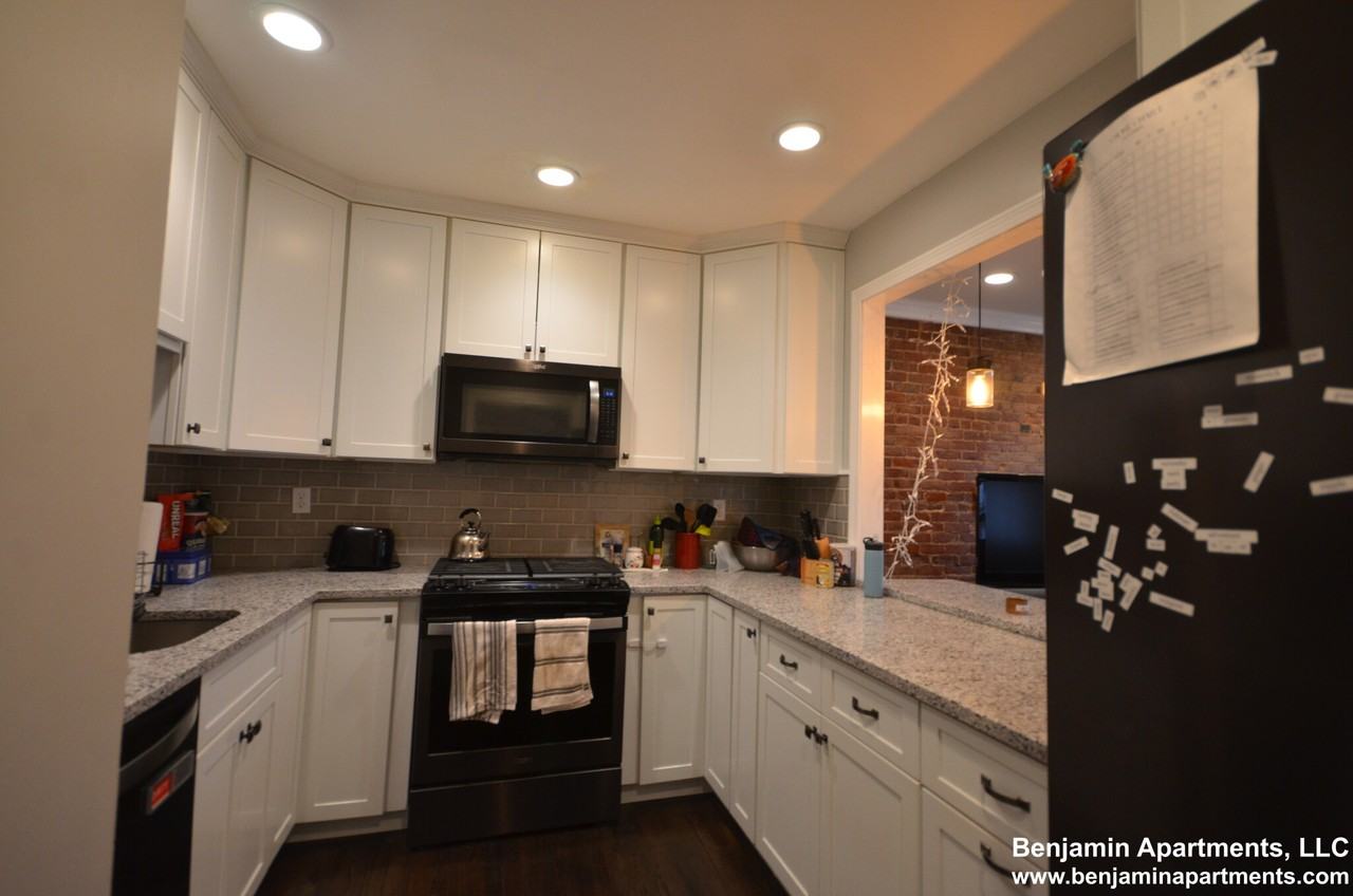 Florida St. & Mallet St #2 - Photo 3 of 26