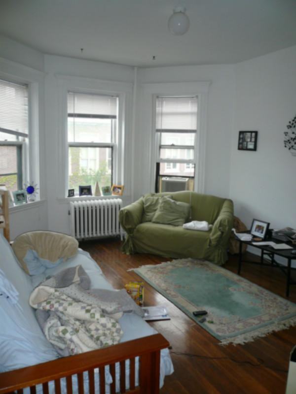 Strathmore Rd #9 - Photo 3 of 4