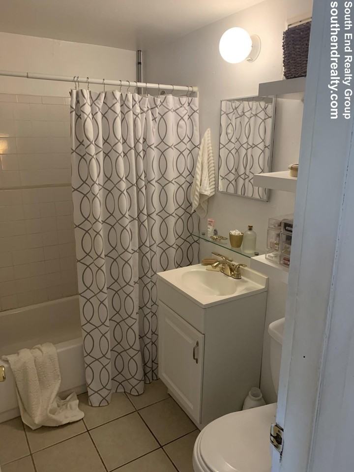 758 Huntington Ave #6 - Photo 6 of 7