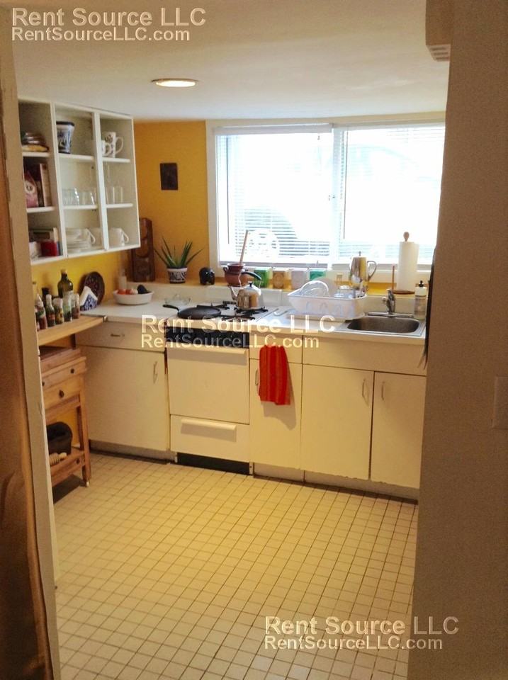 2B Hingham St - Photo 5 of 9