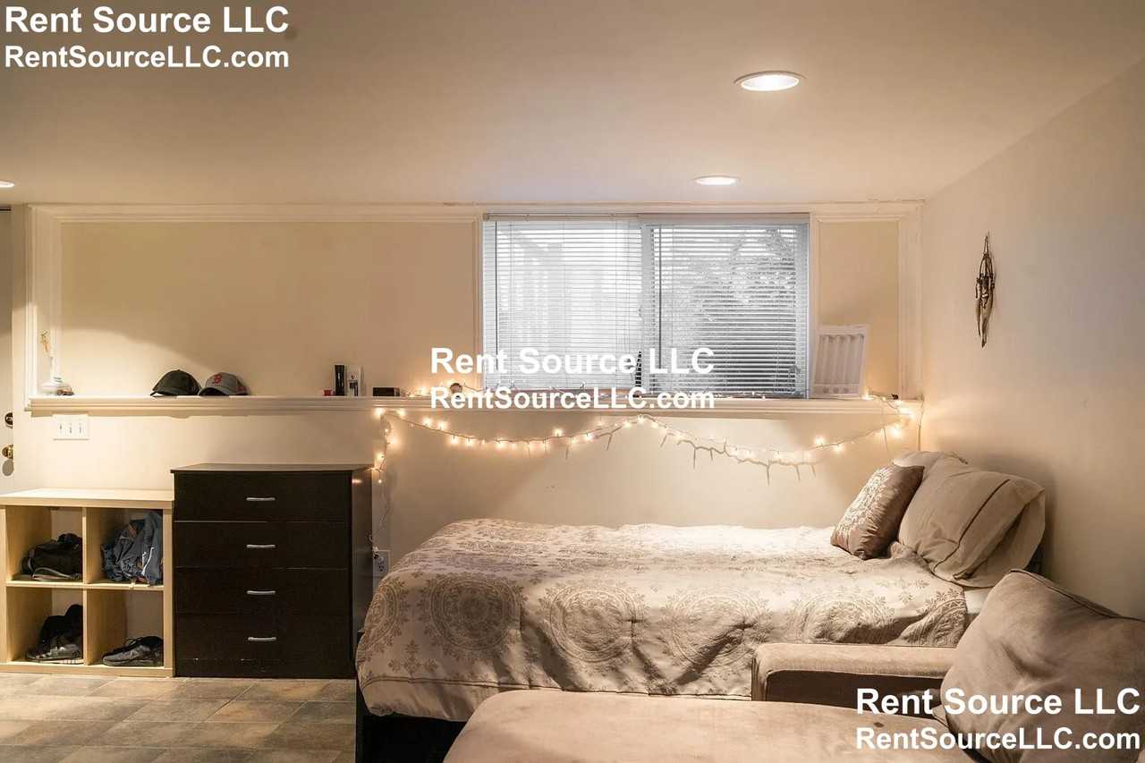 4B Hingham St - Photo 6 of 12