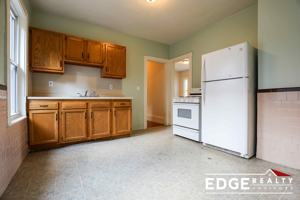 featured image of 548 Washington St #3