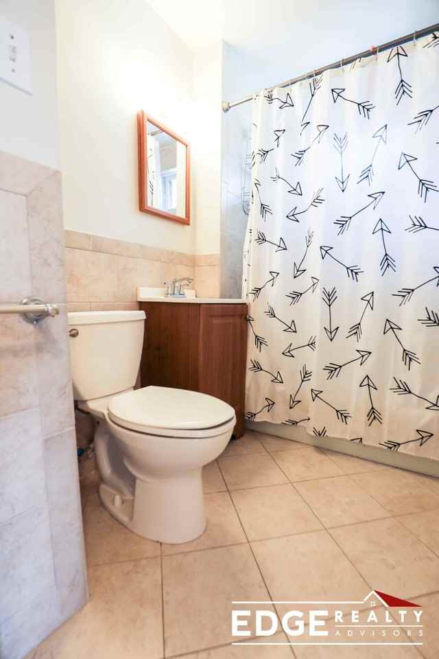 548 Washington St #3 - Photo 6 of 10