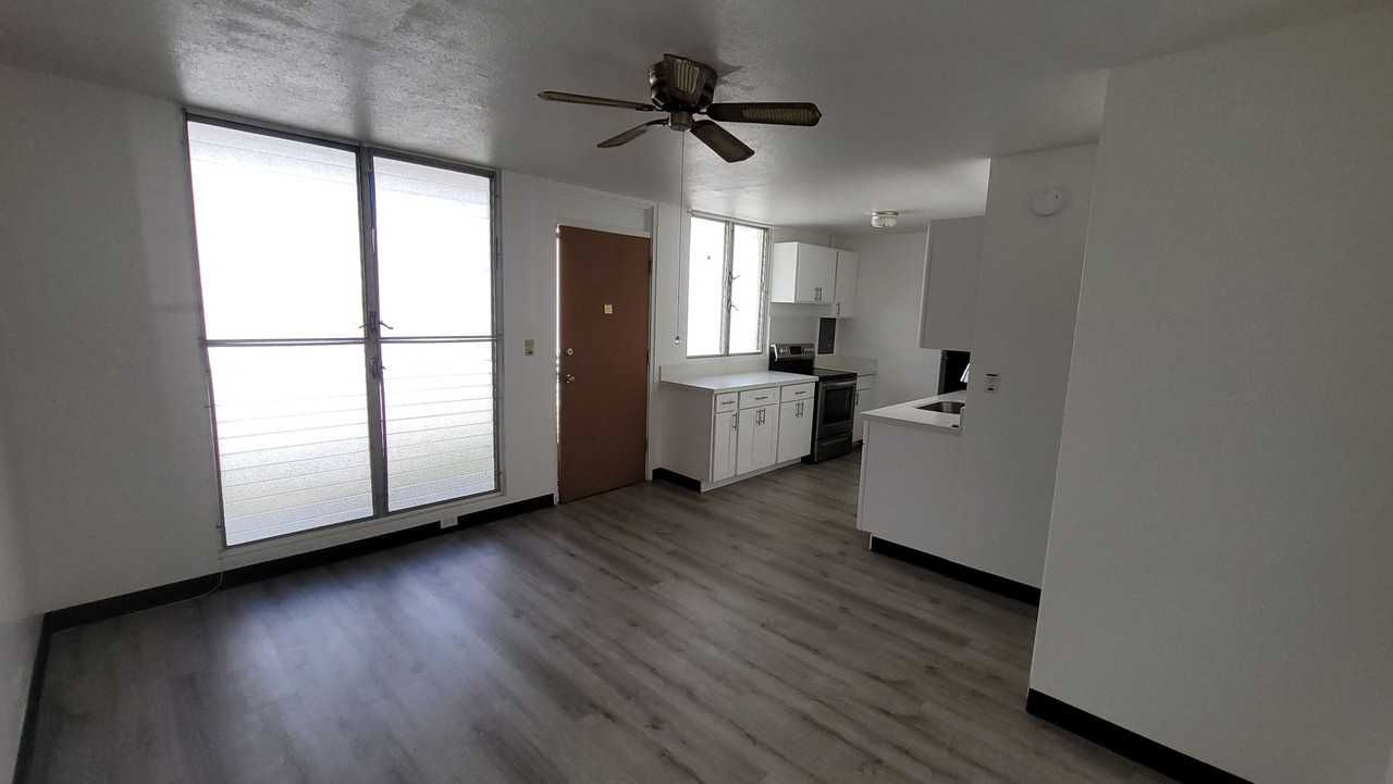 1515 Kewalo St #301 - Photo 4 of 11