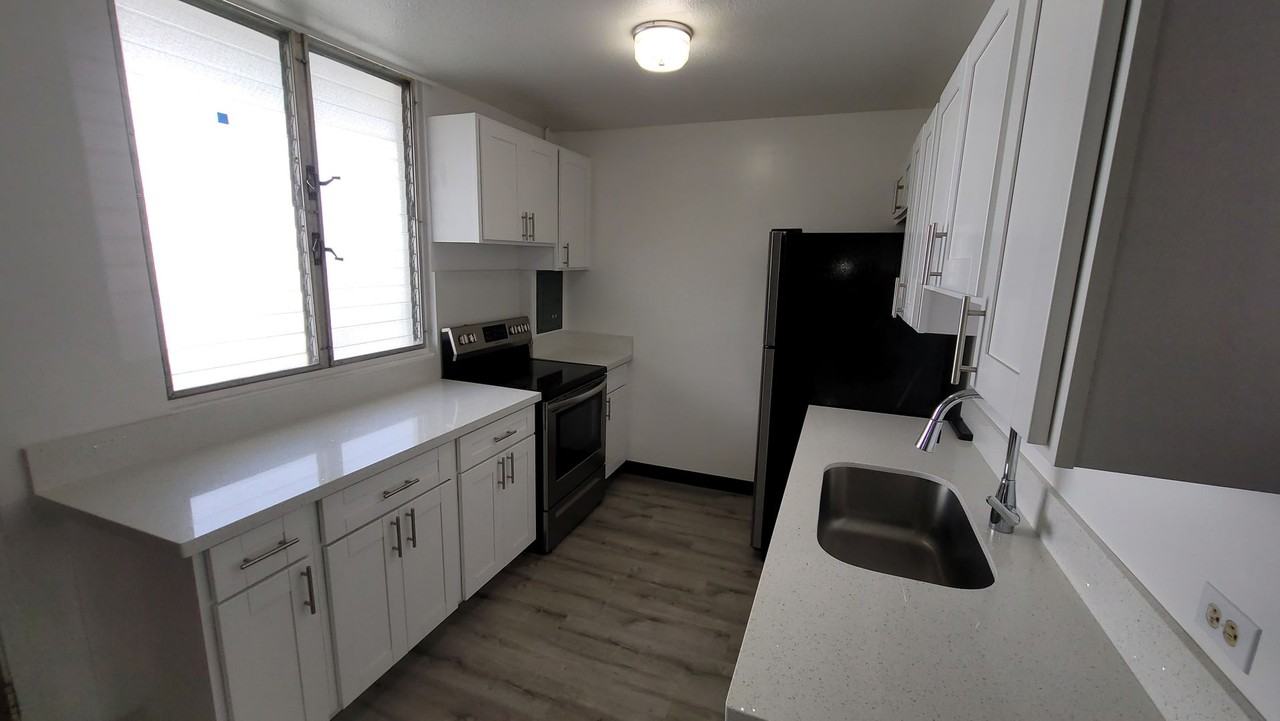 1515 Kewalo St #301 - Photo 5 of 11