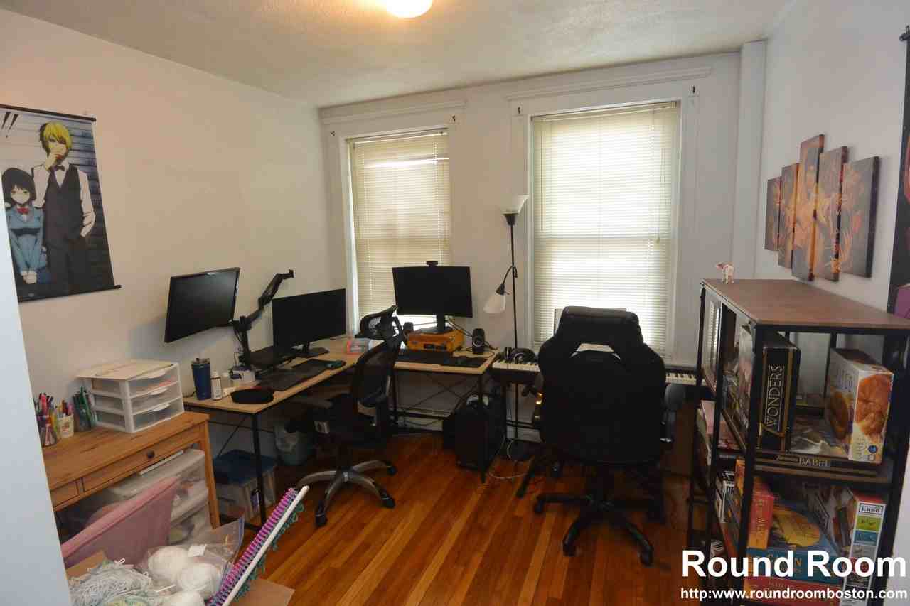 27 Ransom Rd #6 - Photo 4 of 12