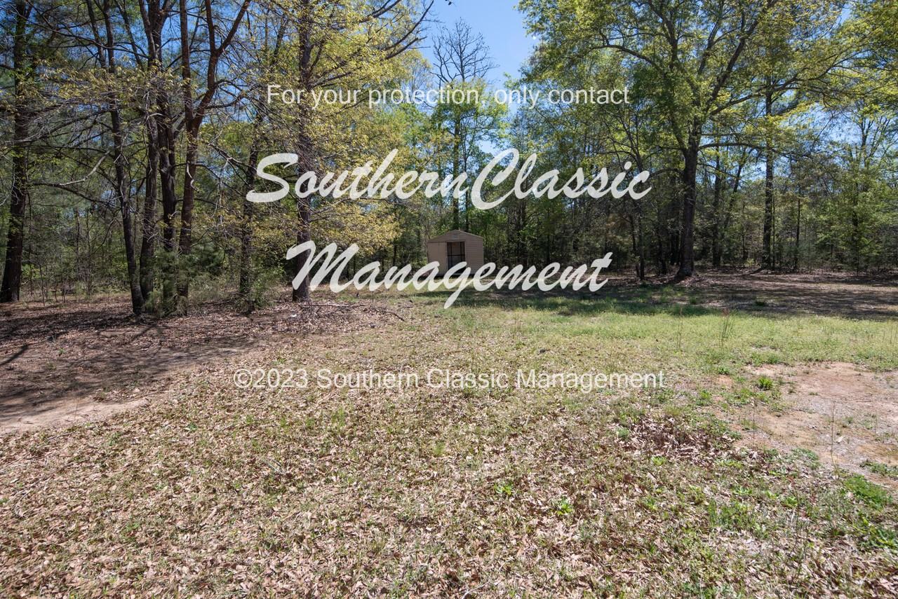 131 Jamie Ln - Photo 3 of 19