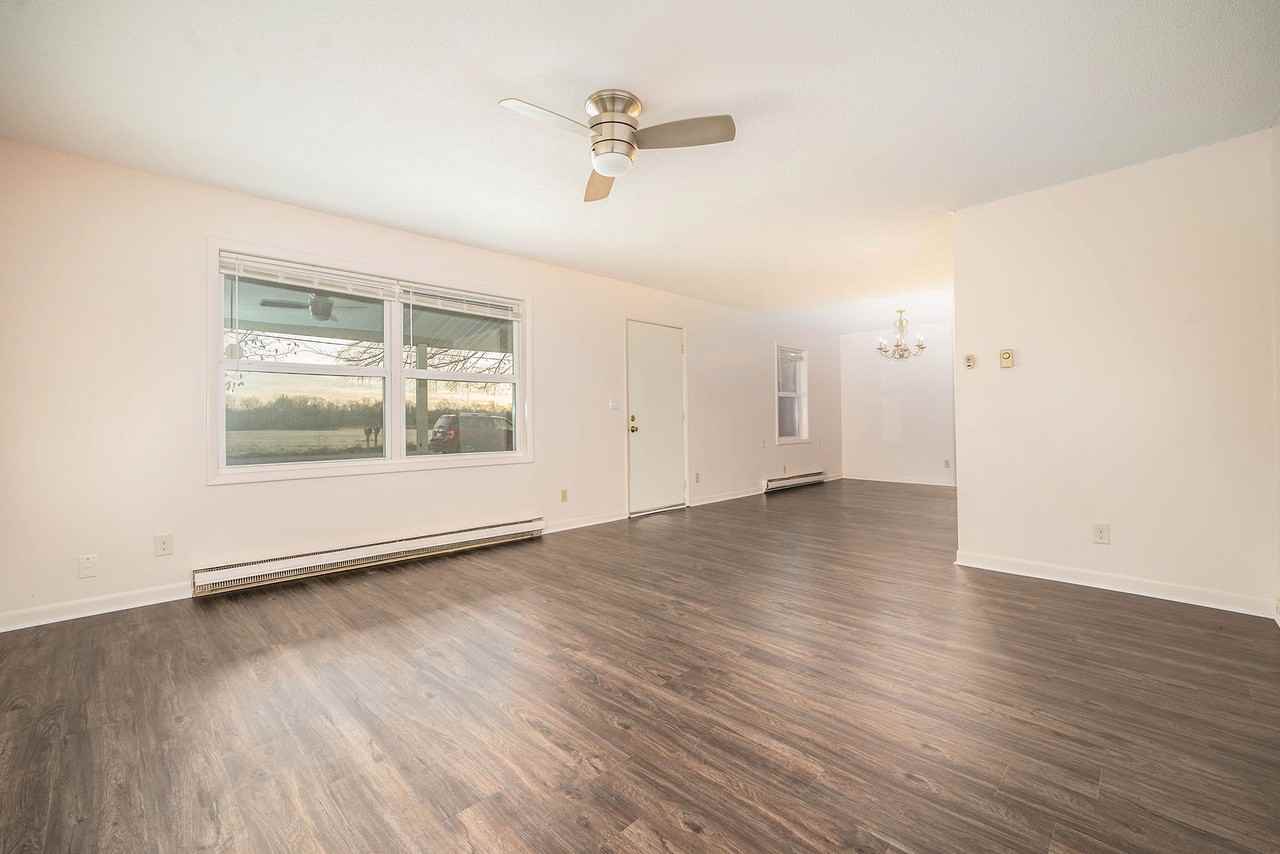 304 Olds Ave - Photo 3 of 16