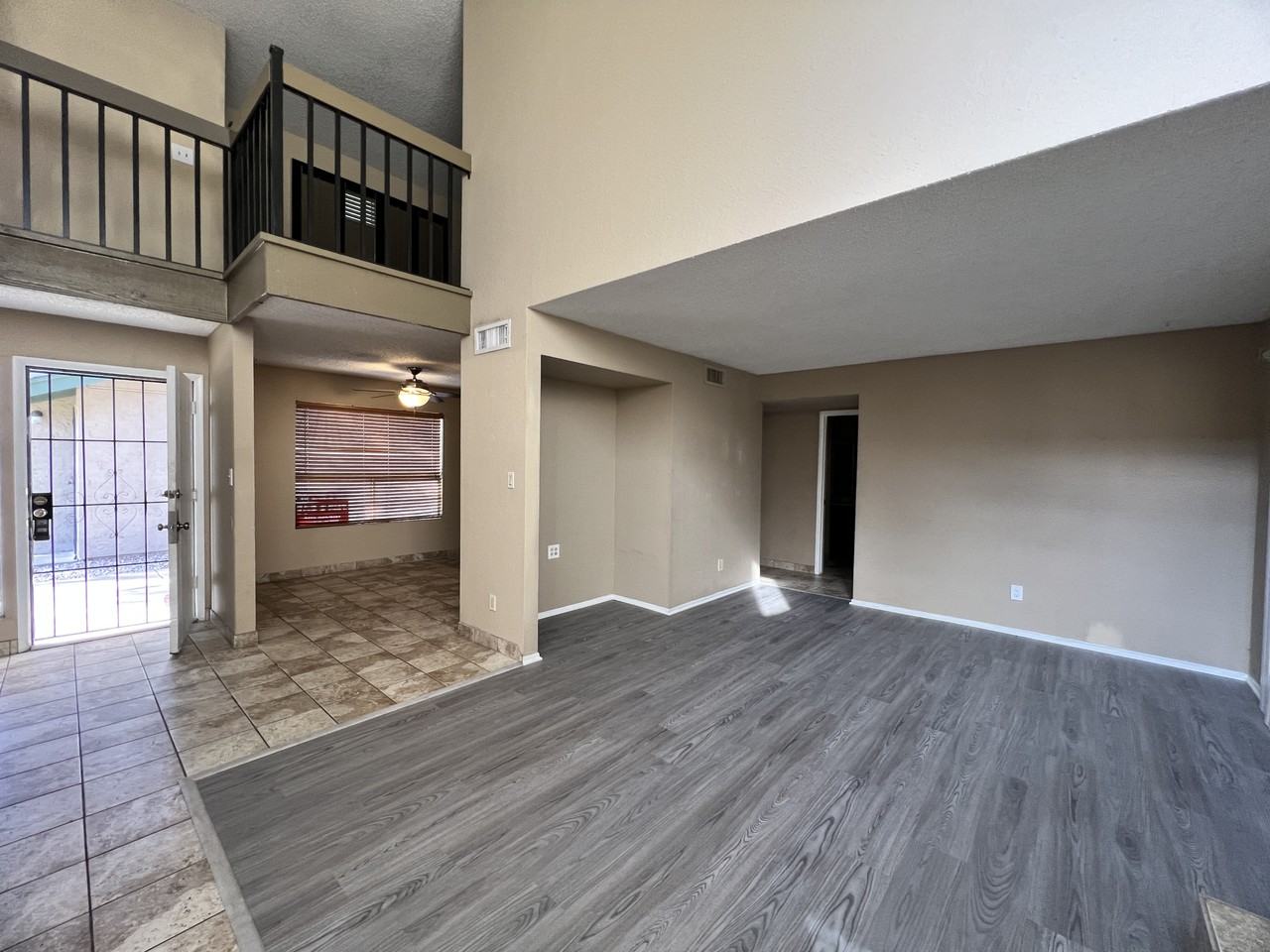 17813 N 45th Ave - Photo 2 of 18