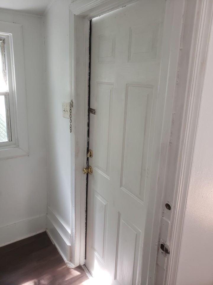 703 Sykes Ave - Photo 6 of 17