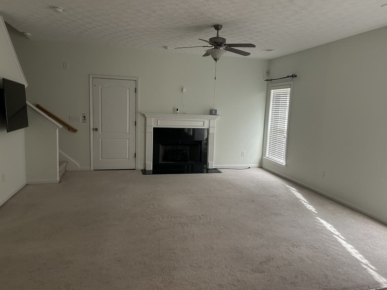 4613 English Ivy Dr - Photo 3 of 11
