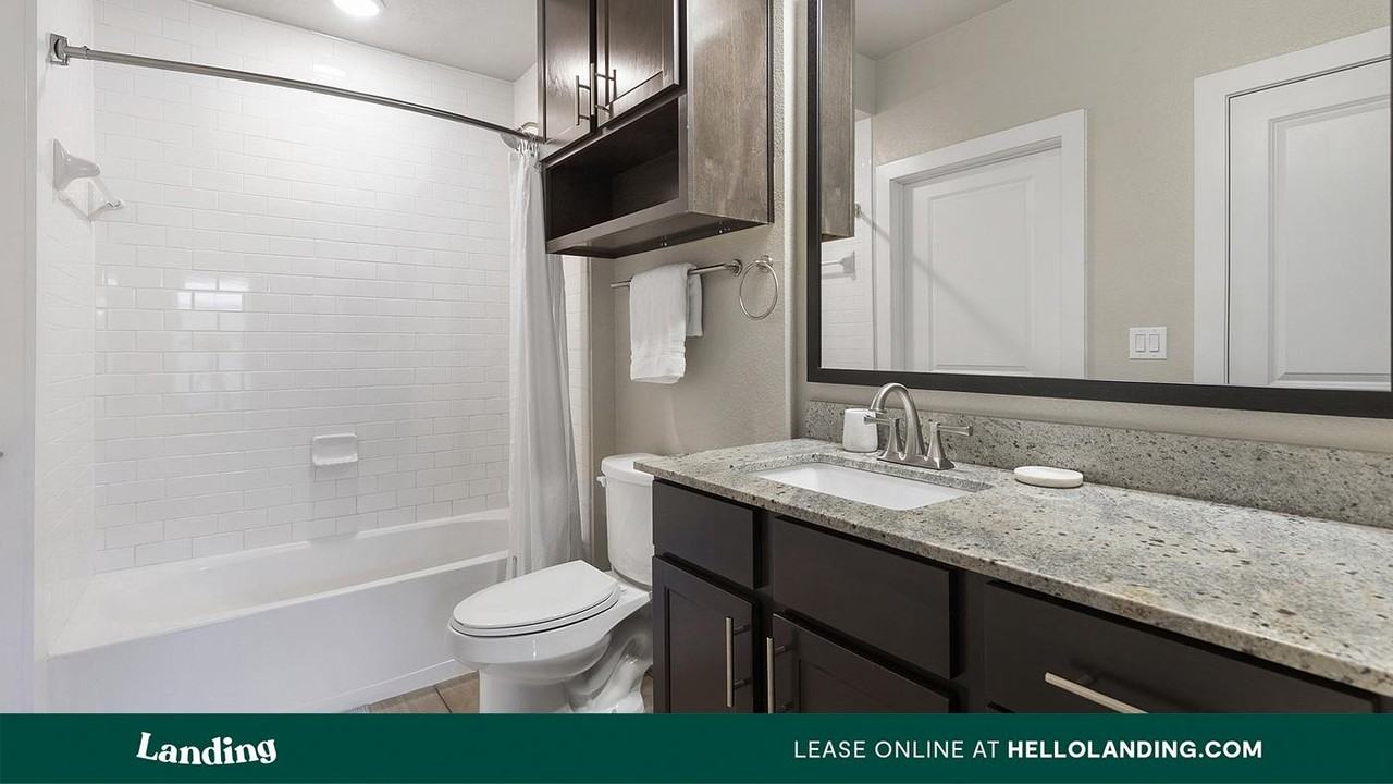 2745 Westpointe Dr - Photo 4 of 50