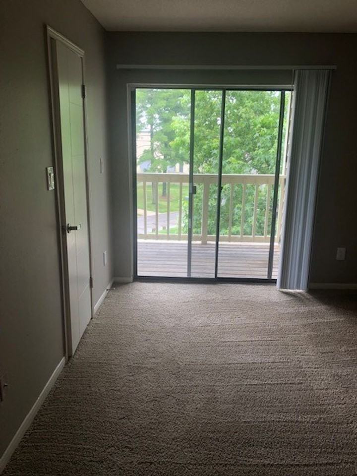 ARBORS OF MONTGOMERY - Photo 2 of 19