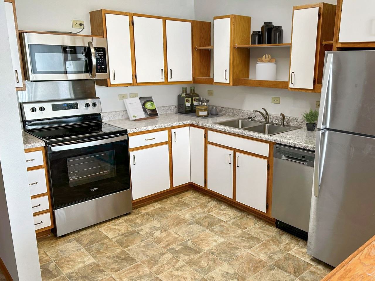 Westfield Apartments - Photo 3 of 27