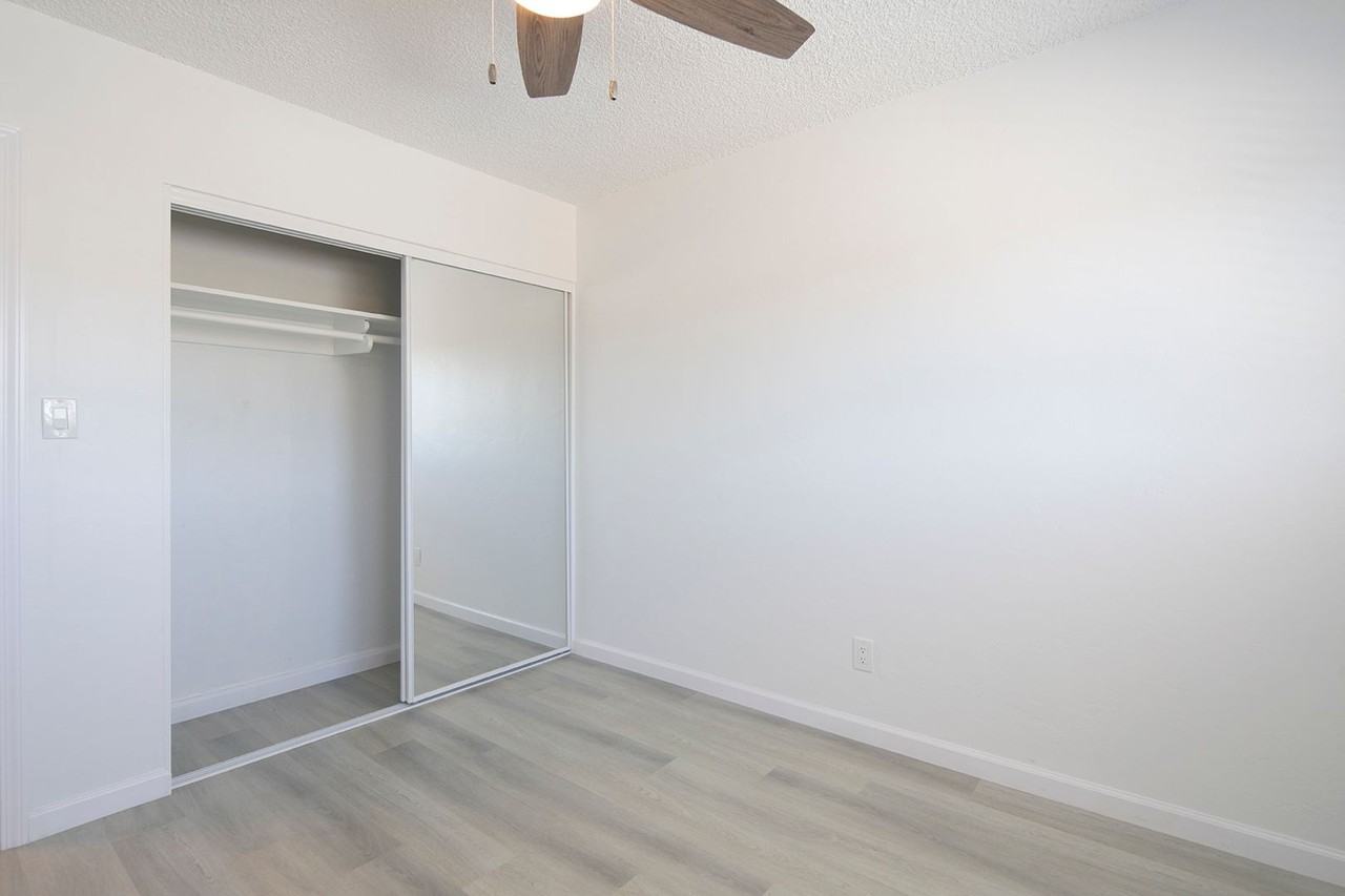 Catalina Pacific Apartments - Photo 7 of 38