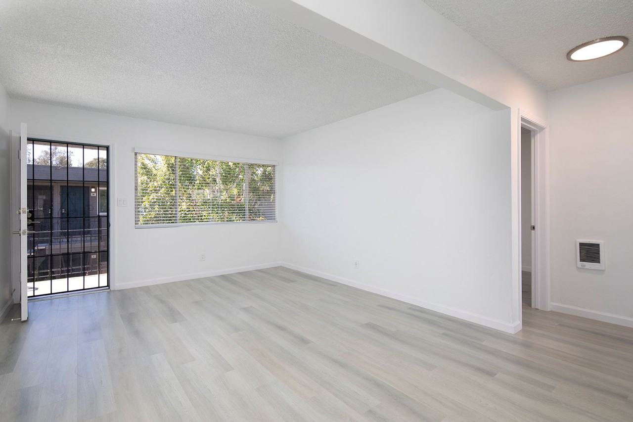 Catalina Pacific Apartments - Photo 4 of 38