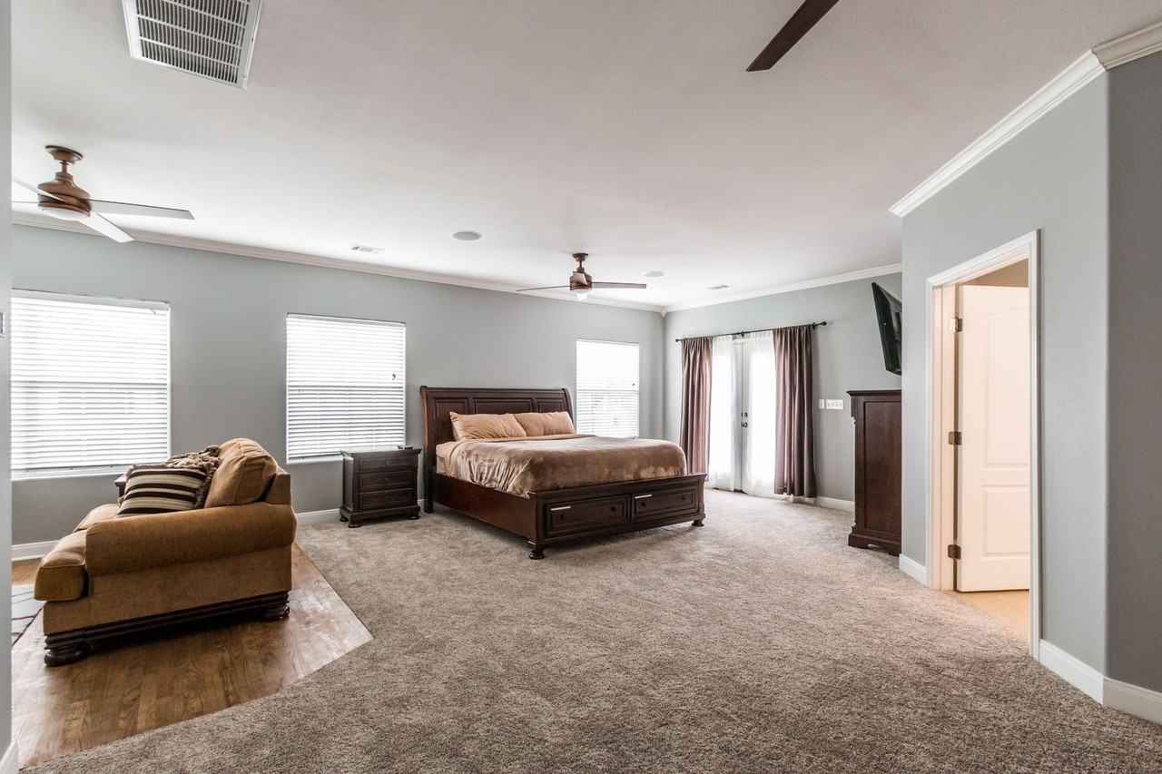 901 W Mary Street - Photo 4 of 50