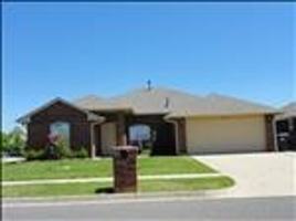 featured image of 1805 Creekside Dr