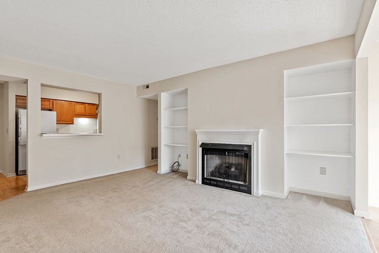 1309 Hillbrow Ln - Photo 5 of 24