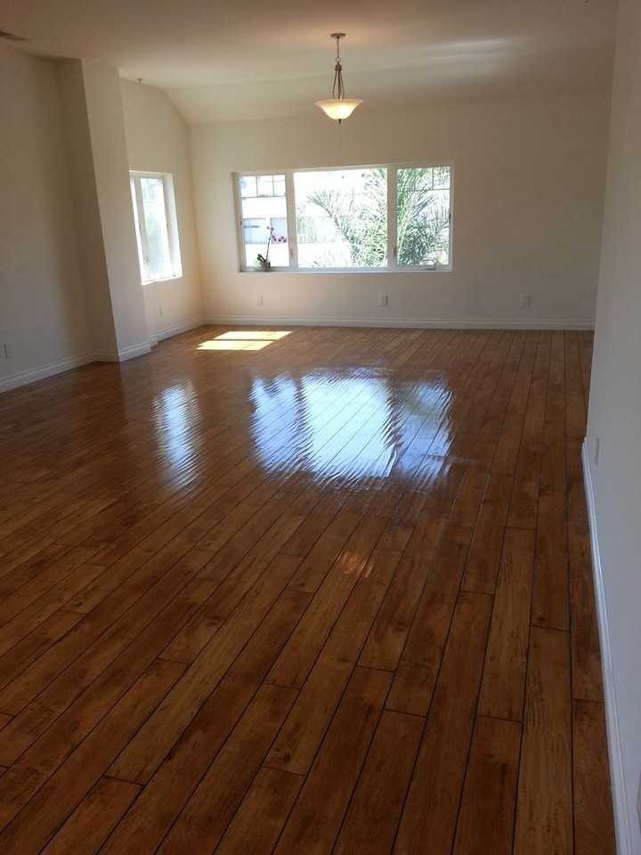 5722-24 Camerford Ave - Photo 3 of 16