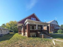 featured image of 710 E Locust St