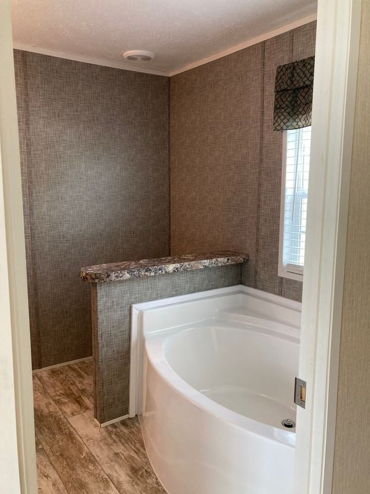 1007 Alexandria Rd Sw - Photo 7 of 12