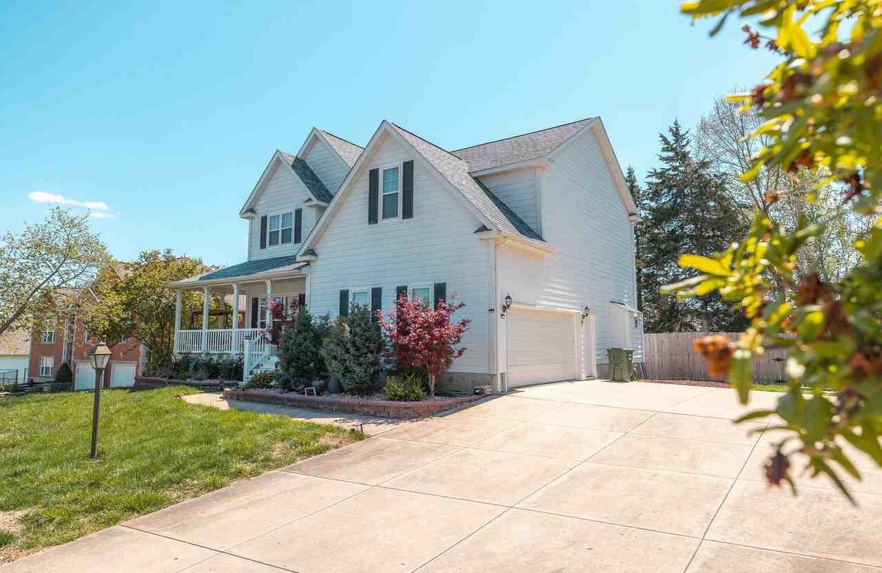 206 Sooter Ln - Photo 2 of 45