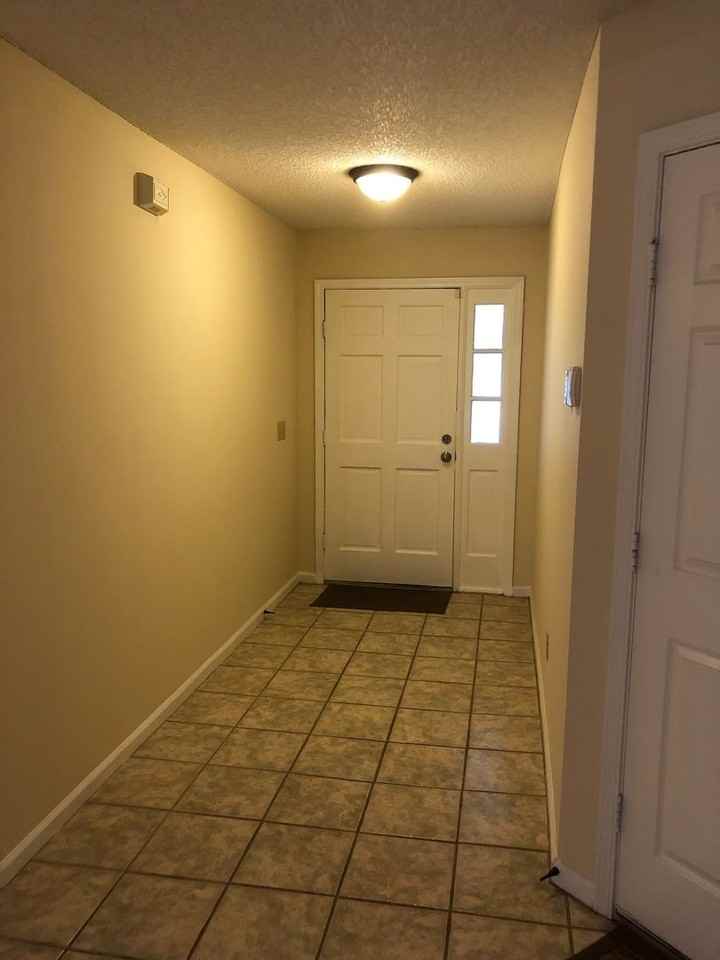 12910 Forest Glen Ct S - Photo 2 of 13