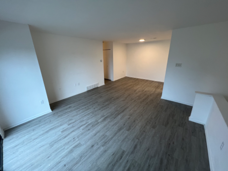 766 S East Ave #10 - Photo 2 of 10