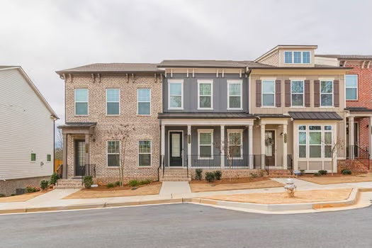 3287 Park Pointe Cir - Photo 2 of 46