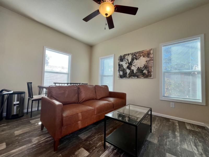 4412 Sloat Rd - Photo 4 of 11