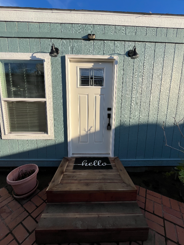 4412 Sloat Rd - Photo 6 of 11