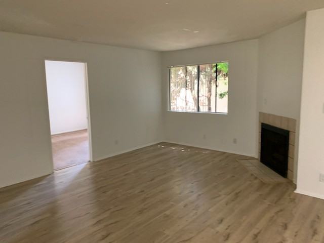 CORINTH AVENUE APARTMENTS - Photo 4 of 9