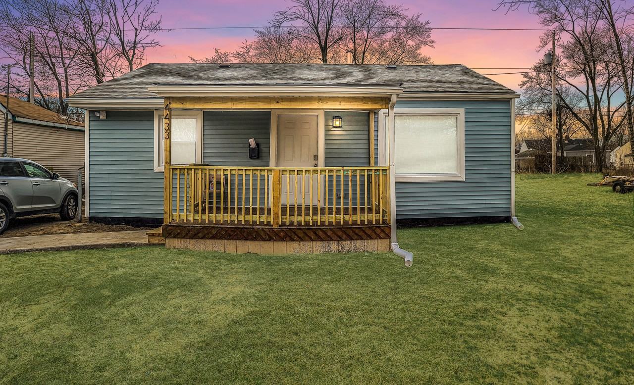 4433 E 10th Ave #NA - Photo 2 of 10