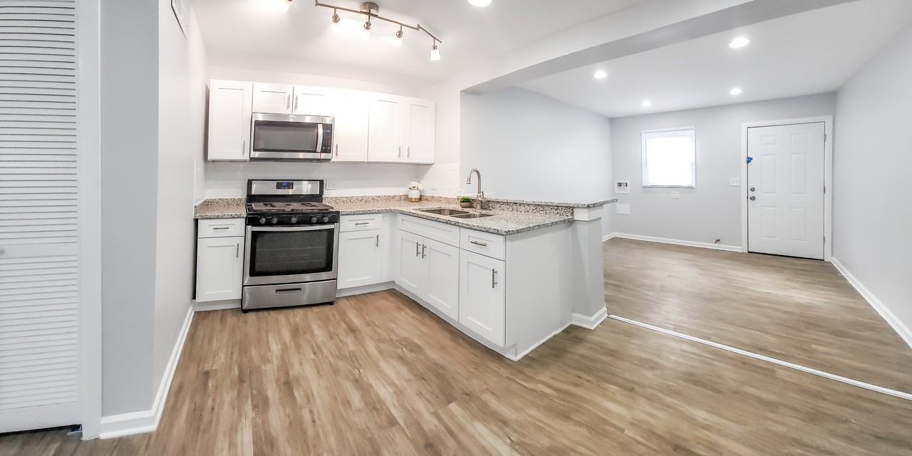 4433 E 10th Ave #NA - Photo 5 of 10