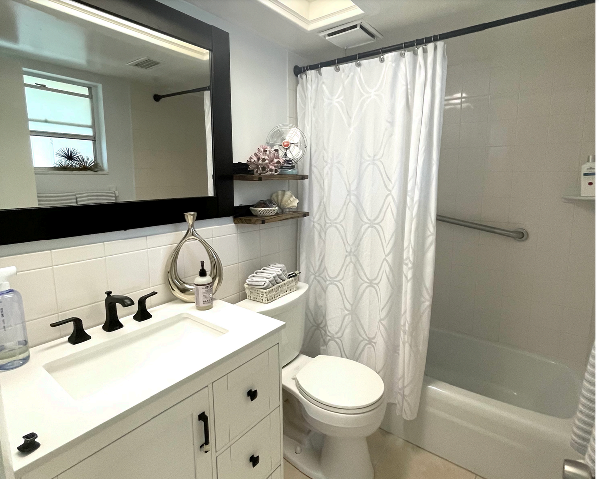 7801 11th St N #304 - Photo 7 of 18