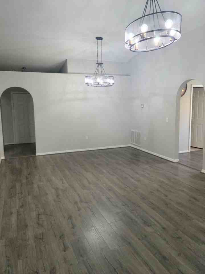 12923 Parkington Dr #NA - Photo 3 of 15