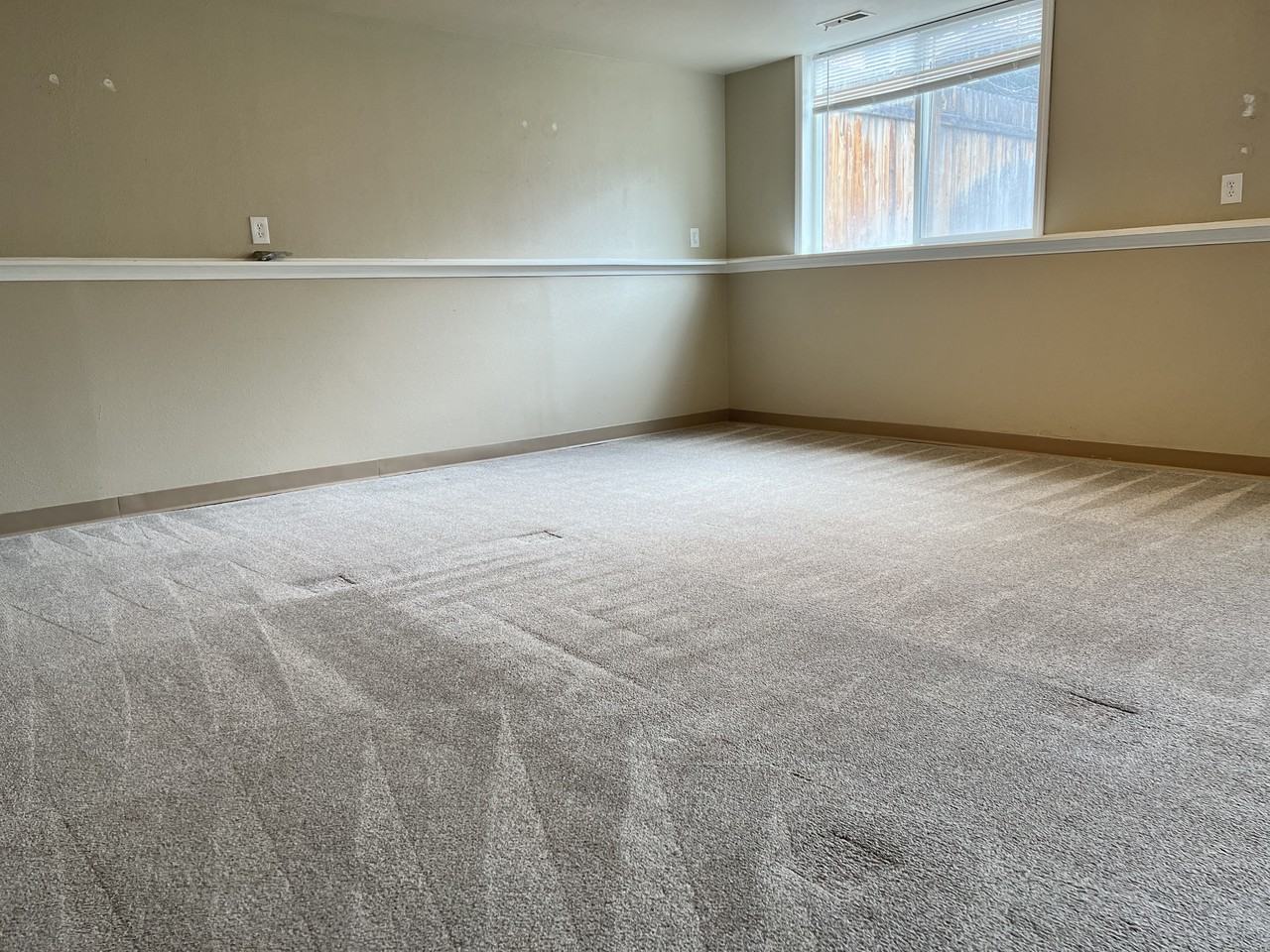 5751 W Fortress Ct - Photo 7 of 11