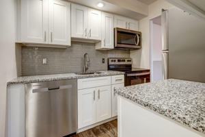 featured image of 4672 Dewey Ave Apt 2