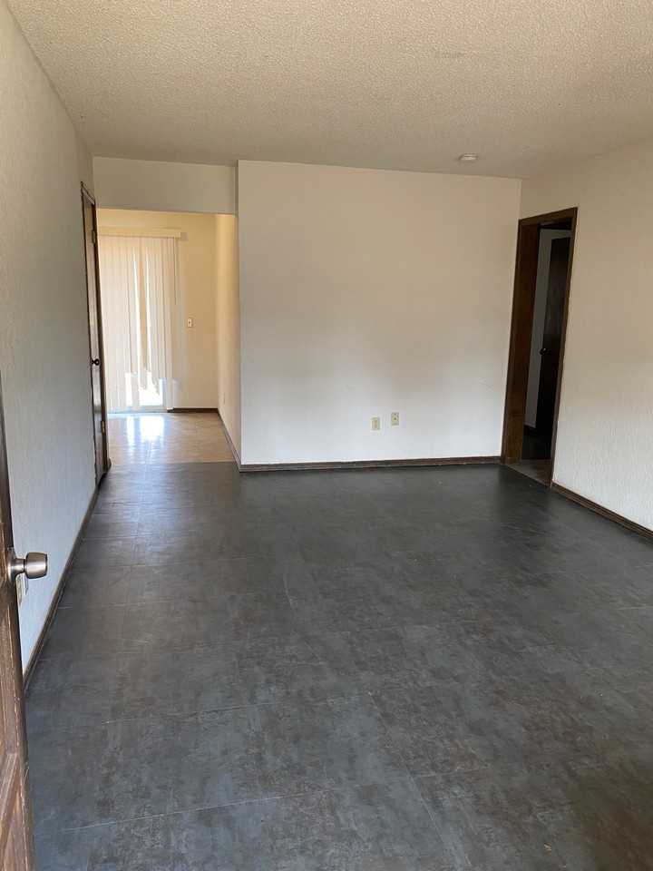 3013 Gwendolyn Ln #1 - Photo 4 of 23