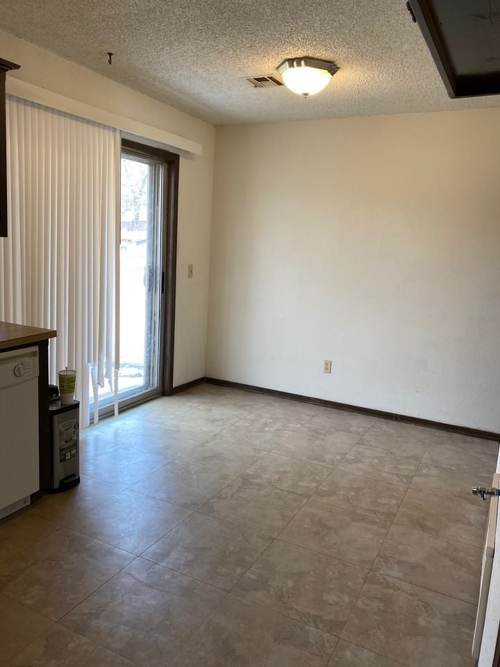 3013 Gwendolyn Ln #1 - Photo 7 of 23