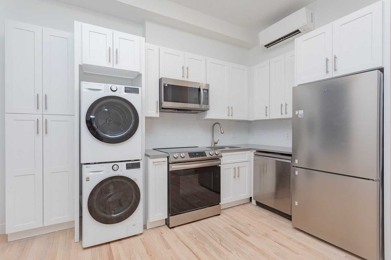 The Fulton - Photo 5 of 15