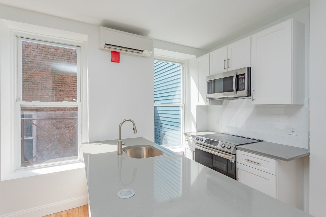 The Fulton - Photo 6 of 15