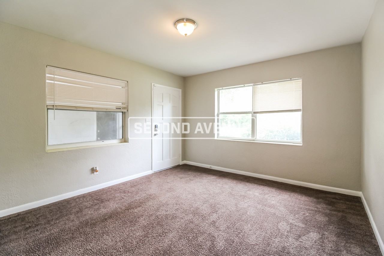 1544 Breton Rd - Photo 7 of 19