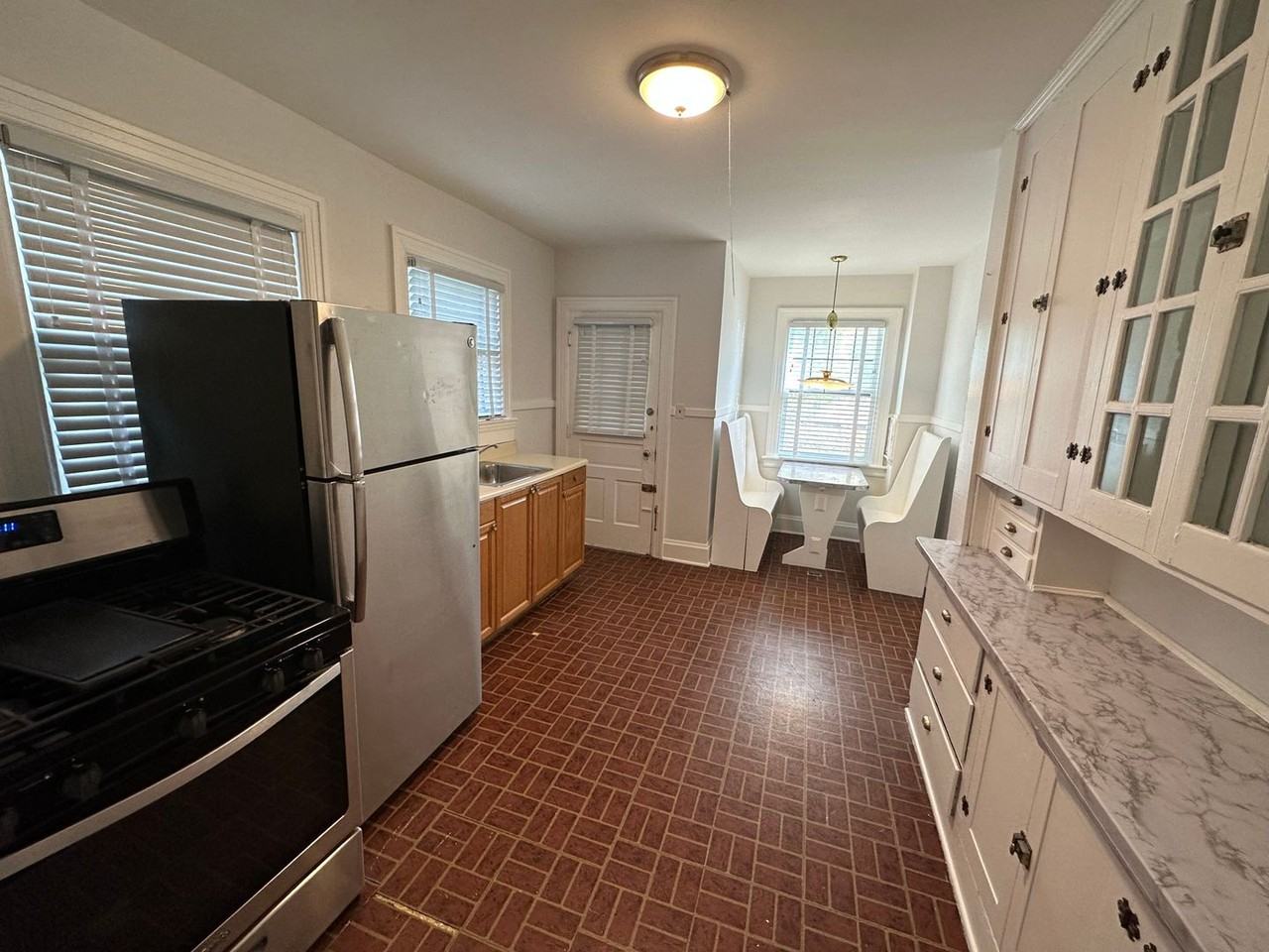 N High St 2886-2892 ONYX - Photo 7 of 36