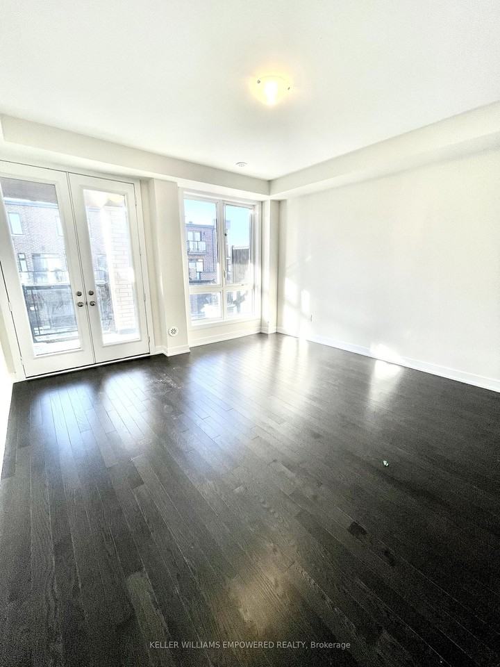 112 Stauffer Crescent - Photo 2 of 6