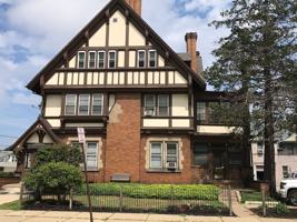 featured image of 230 W 9th St