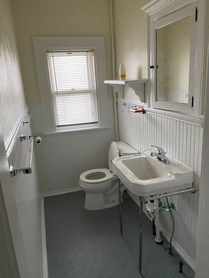 230 West 9th Street - Photo 7 of 14