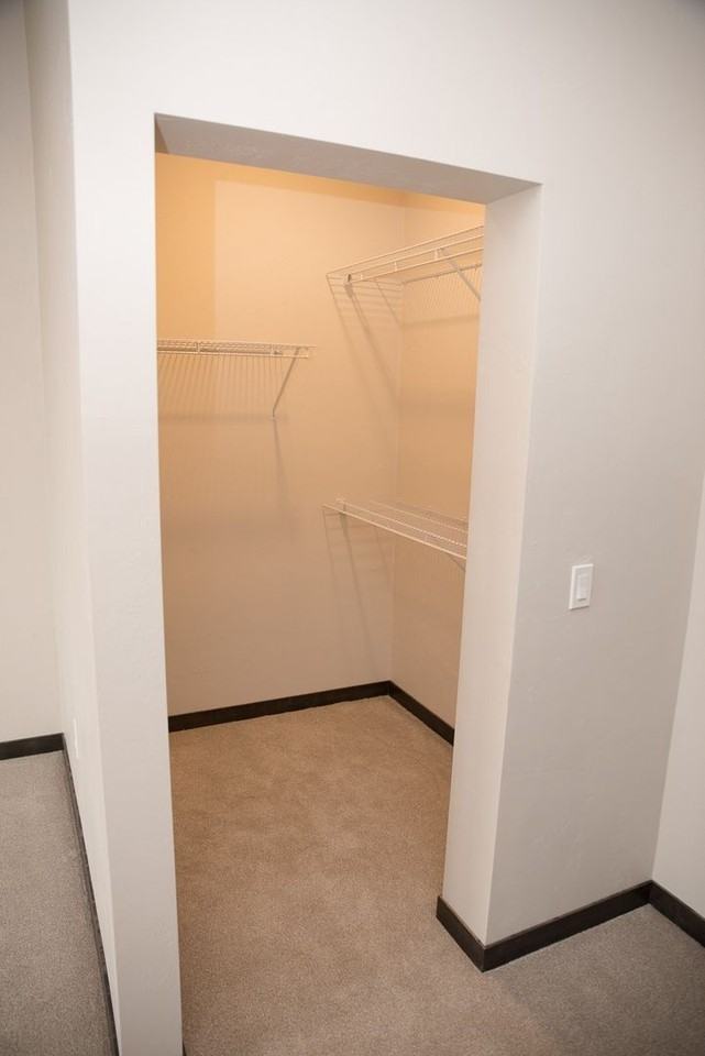 ELEMENT Apartments II - 772 - Photo 3 of 11